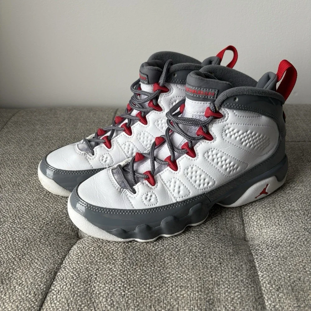 Nike Air Jordan Retro 9 IX 